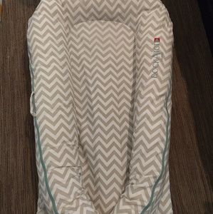 Dockatot grand (the big one)